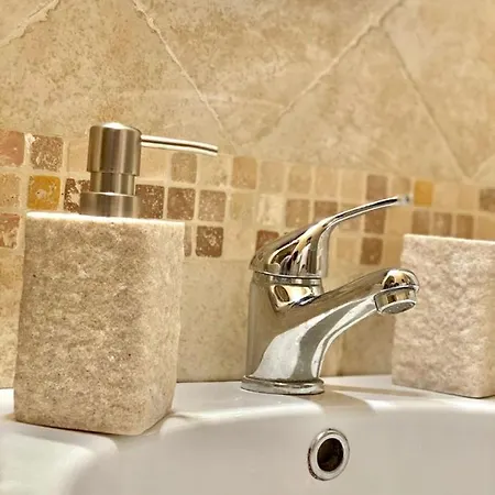 بيت ضيافة Arco 166 Stanza Privata